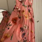 فستان جديد لم يستخدم ابدا