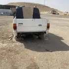 جيب نيسان موديل 1983.