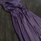 فستان بنفسجي