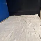 سرير ايكيا للبيع