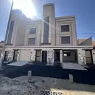 للتمليك شقق علوية فخمة vip بحي الراقي شرق خميس مشيط