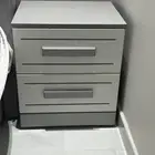 للبيع دولاب وكمدينه