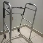 عكاز كبار السن