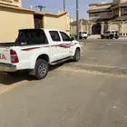 هايلوكس دبل 15 سعودي فيه رفرف وكبوت متحركات شرط ثاني مالك