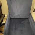 كرسي متعدد الاستخدام