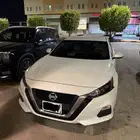 نيسان التيما 2022 ستاندر