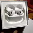 سماعة اير بودز