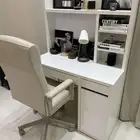 مكتب وكرسي من ايكيا