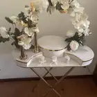 قاعدة عرض للذهب والشبكة