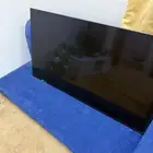 2شاشه للييع علما  انه يوجد خراب فيها والثانيه الشاشه مكسوره