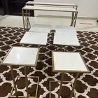 طاولات خدمة