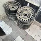 4 جنوط مرسيدس مقاس 15 نضيفه