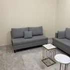 السلام عليكم اعرض لكم كنب 5 قطع للبيع