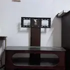 قاعدة تلفزيون مع طاولة للبيع
