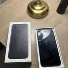 ايفون 7 جديد فقط نسيت الايكلاود للي يبغا القطع حقته الاصليه