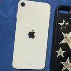 ايفون SE نظيف جدا  128 جيجا