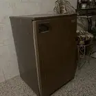 فريزر نوع قديم للبيع.