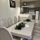 طاولة طعام وغرفة نوم للبيع