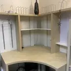 مكتب مع كرسي