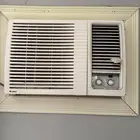 مكيفات شباك نظيفة مستعملة