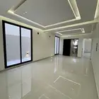 دور اول للبيع حي الجنادريه