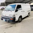 متسوبيشى فان 2011
