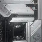 MSI Z790 EDGE WIFI على السوم جديدة كليا