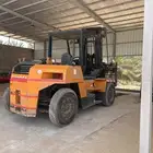 للايجار رافعة شوكية 10طن (فور كلفت)
