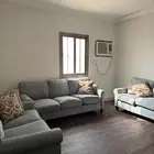 كنب للبيع يحتاج تنجيد من تحت و غسيل