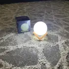 منتجات للبيع قمر مضيء