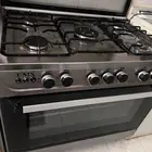 فرن ينكس خمس عيون