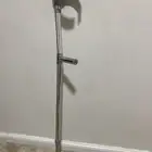 عكاز طويل مزته لي الصغير و الكبير