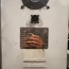 مولد كهرباء يولد 400 كيلو للتواصل