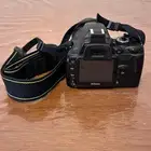 كاميرا Nikon D60 سليمه للبيع