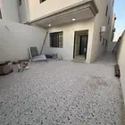 للبيع شقة أرضيه دبلكس جديده