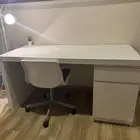 طاولة مكتب للبيع