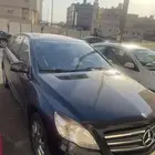 مرسيدس R عائلي نظيف