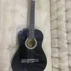 قيتار للبيع