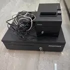 جهاز كاشير مستخدم نظيف