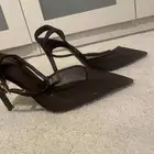 كعب زارا البني
