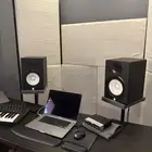 للبيع أجهزه انتاج موسيقي MacBookpro - Speakers - interface