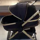 عربة أطفال