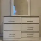 تسريحه للبيع مستعمله نظيفه والحديده حقت الدرج موجوده بس برا