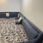 يوجد مساند غرفة جلوس ومجلس جديد