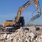 بوكلين للايجار يومي شهري قطوعه سواق ذو خبره