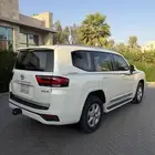 (تم البيع) لاندكروزر جكسار L2 ديزل 2022