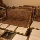 مجلس كلاسيكي مستعمل احمر مع طاولاته رخام 23 شخص