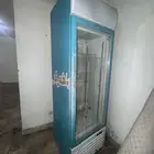ثلاجة كبيرة