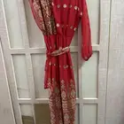 للبيع فستان