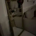 مرايه ديكور جميله على طول مترين تعطي جمال وشراحه للمكان